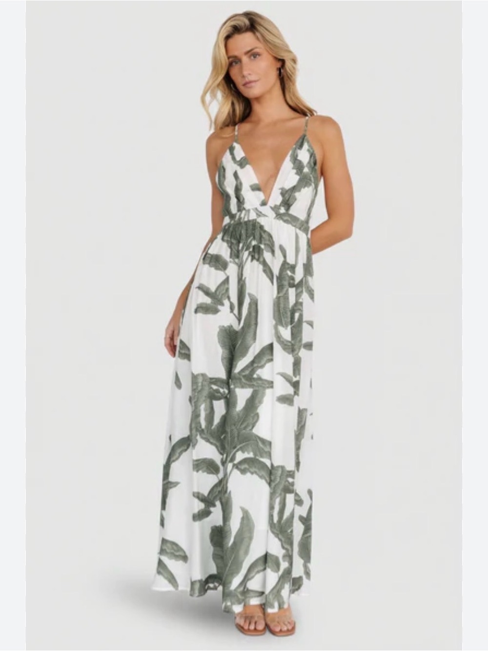 Baevely green and white palm leaf V neck maxi dress size medium